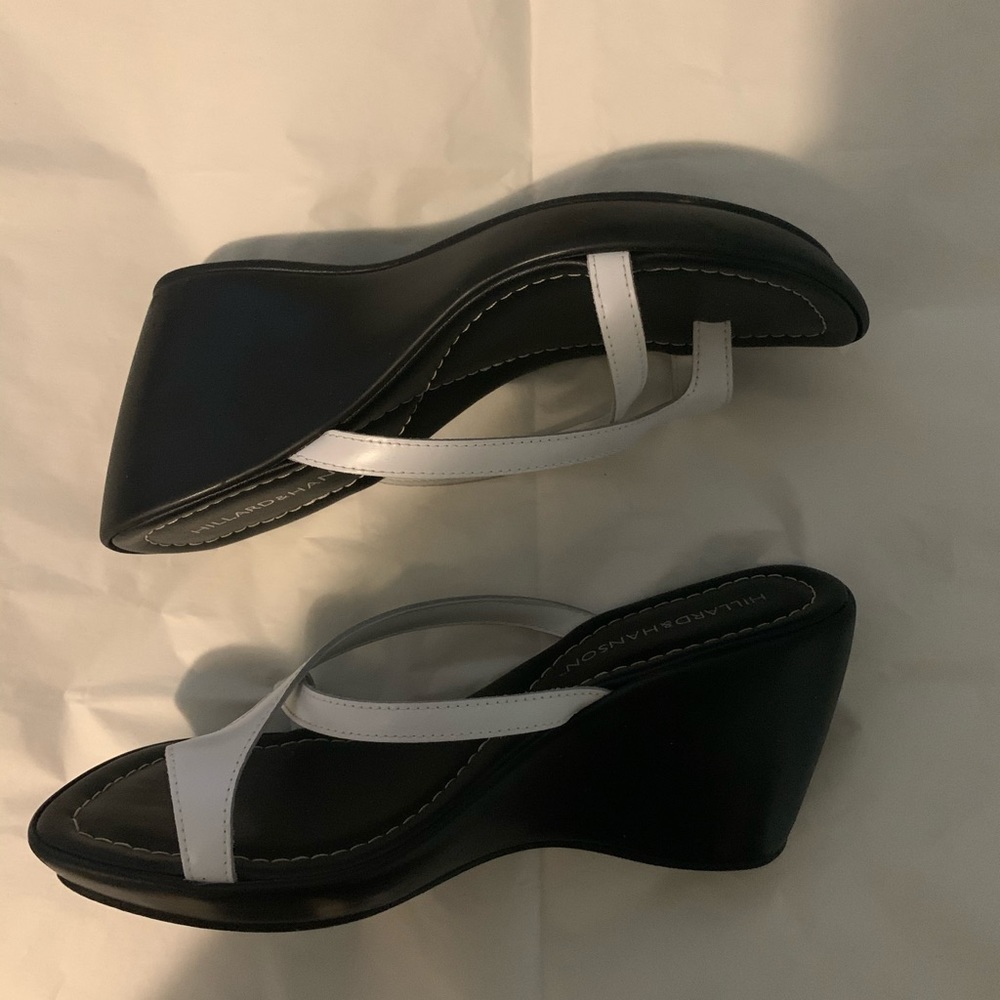 Platform Sandal - Picture 3 of 3